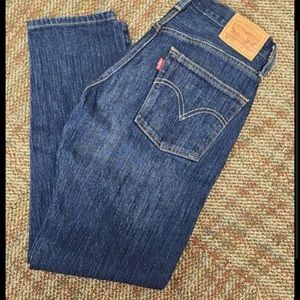 Levi jeans 24x32, 501 button fly